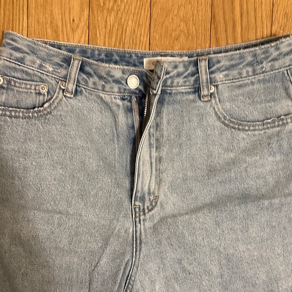 Glassons Light Blue Frayed Jean Shorts - Picture 3 of 5